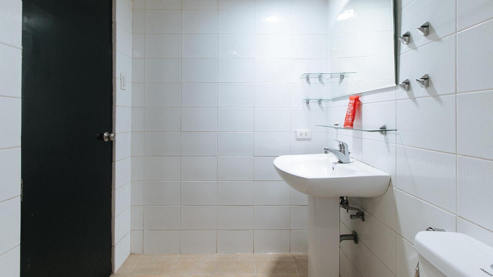 Reddoorz At Kassel Residences Paranaque Paranaque City Εξωτερικό φωτογραφία